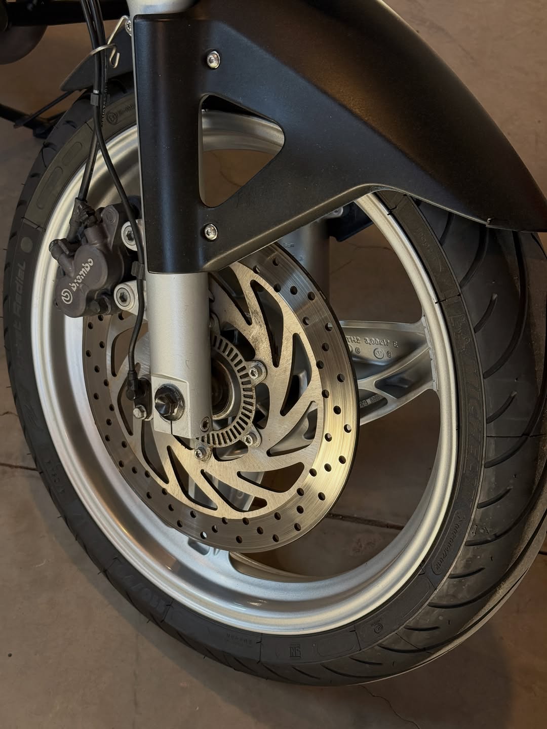 BMW F 650 CS - Imagem 10