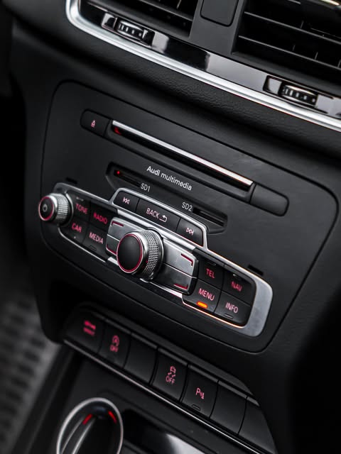 AUDI RS Q3 - Imagem 8