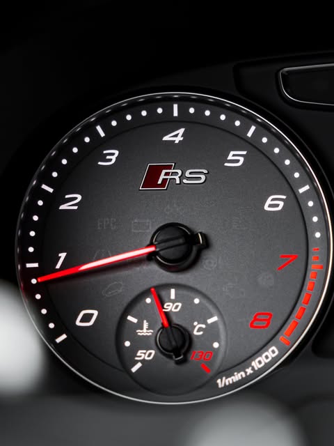 AUDI RS Q3 - Imagem 10