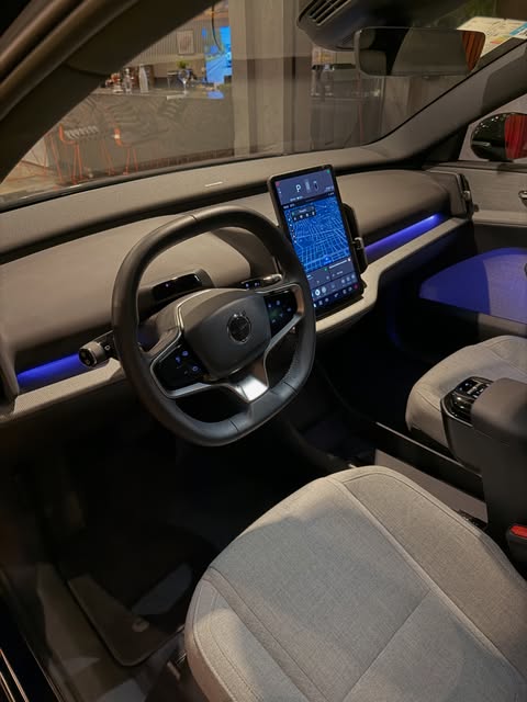 VOLVO EX30 ULTRA - Imagem 12