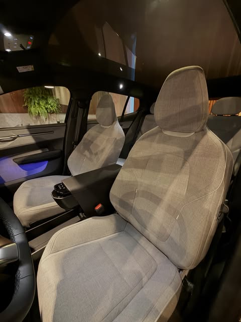 VOLVO EX30 ULTRA - Imagem 13