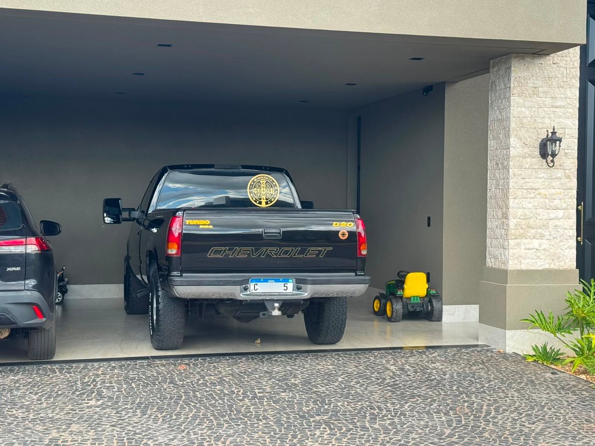 CHEVROLET SILVERADO - Imagem 5