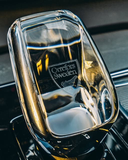 VOLVO XC-60 T8 POLESTAR ENGINEERED - Imagem 4