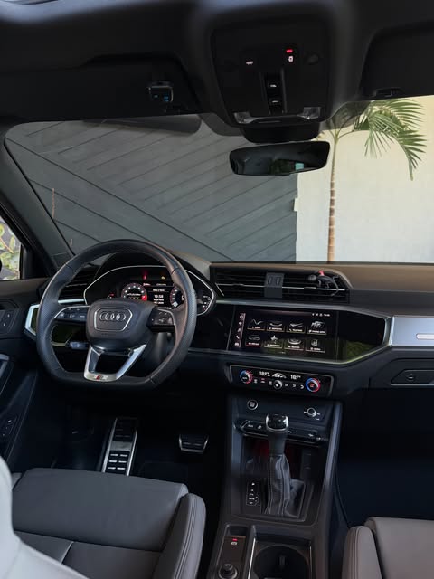 AUDI Q3 SPORTBACK PERF. BLACK PLUS QUATTRO TIPTRONIC - Imagem 4