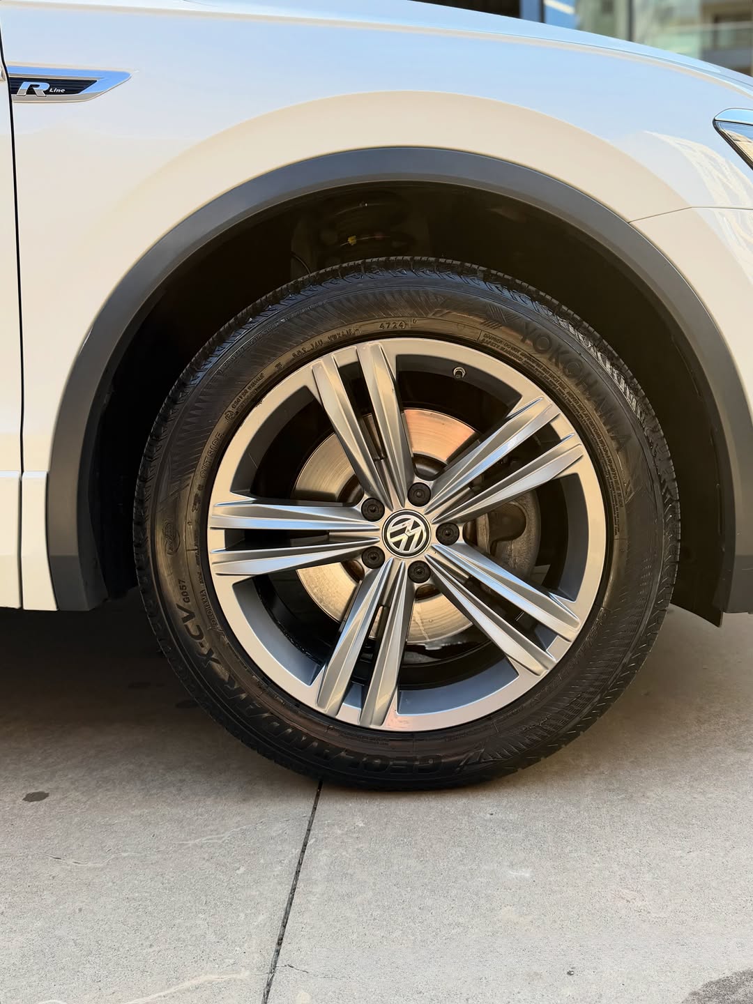 VOLKSWAGEN TIGUAN R-LINE - Imagem 14