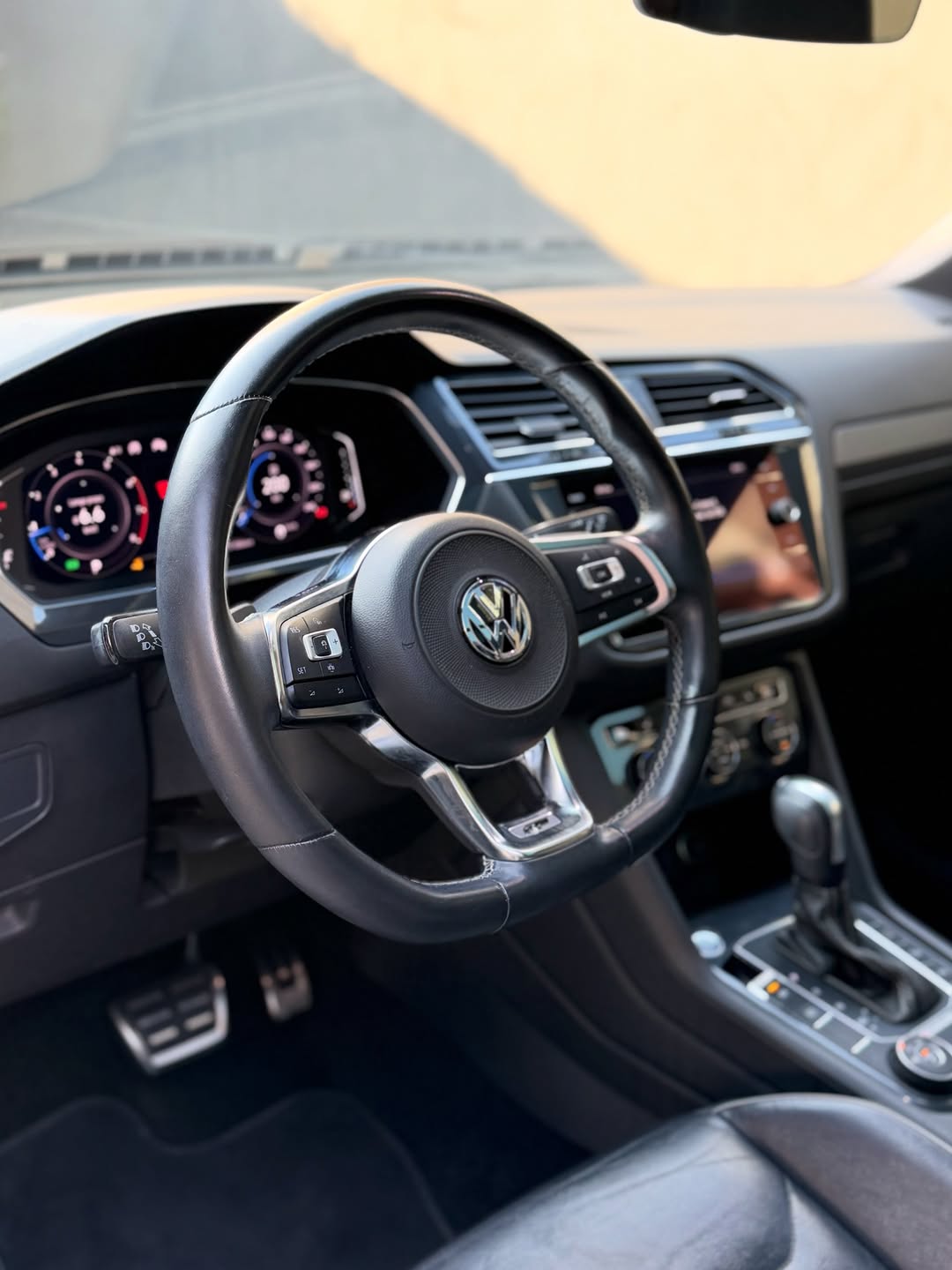 VOLKSWAGEN TIGUAN R-LINE - Imagem 6