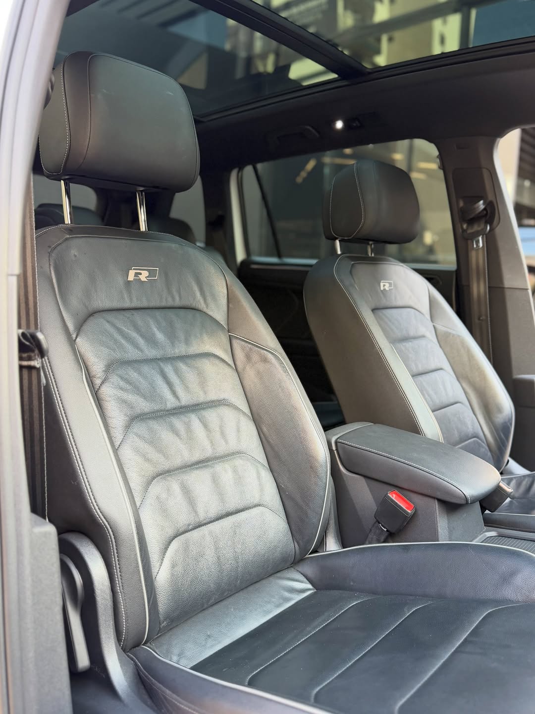 VOLKSWAGEN TIGUAN R-LINE - Imagem 9