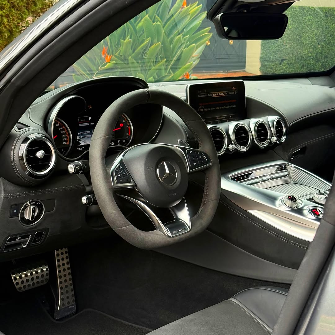 MERCEDES-BENZ AMG GT-S - Imagem 12