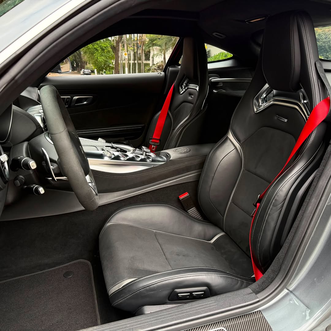 MERCEDES-BENZ AMG GT-S - Imagem 8