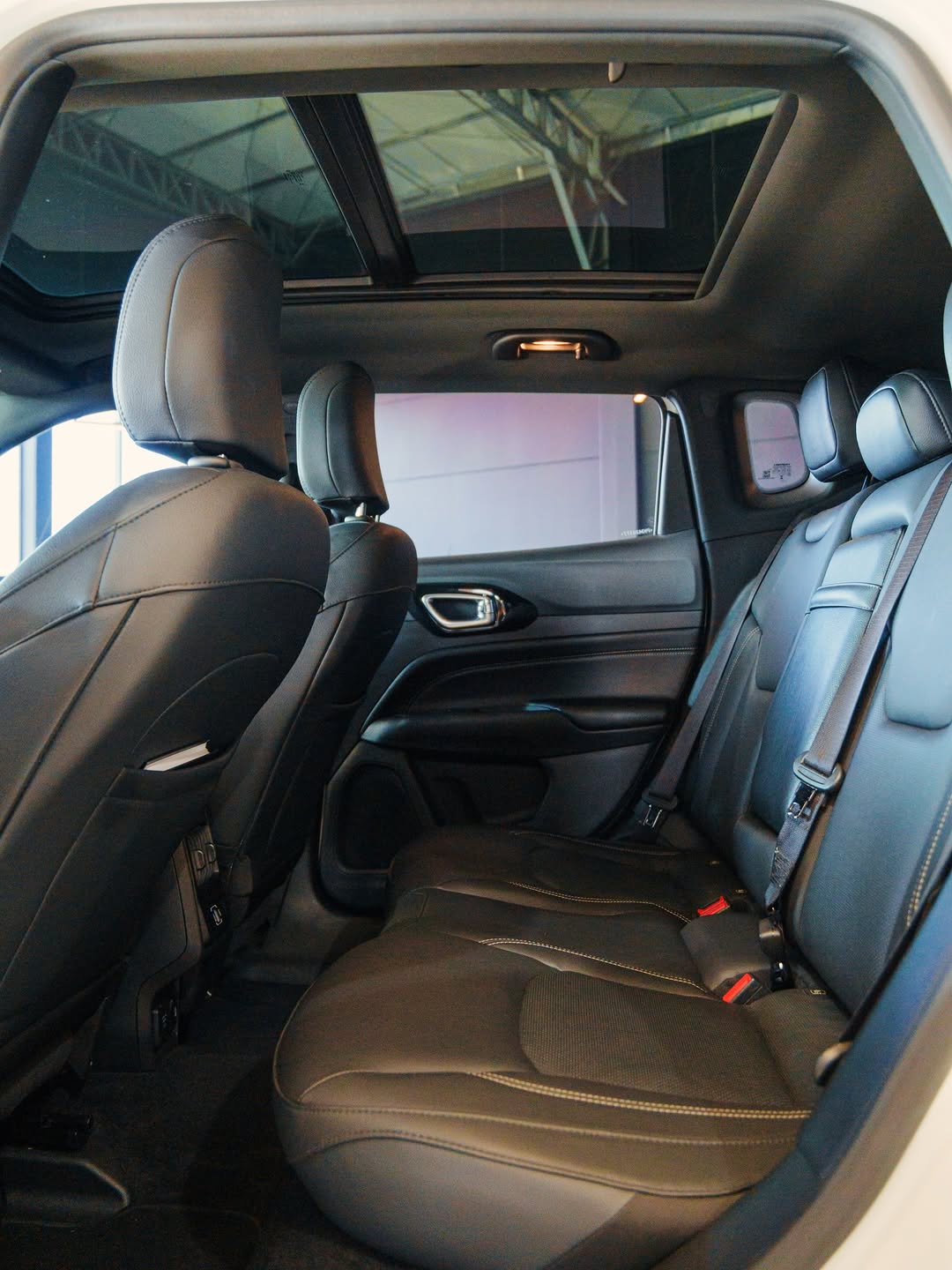 JEEP COMPASS - Imagem 9