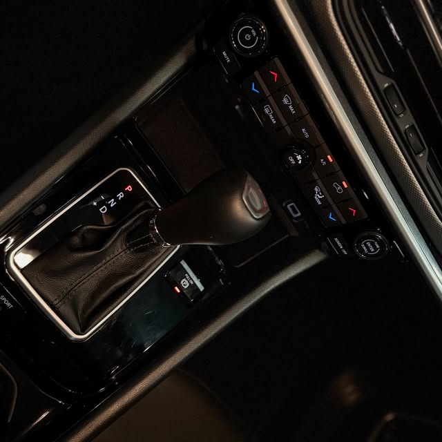 JEEP COMPASS LONGITUDE - Imagem 8