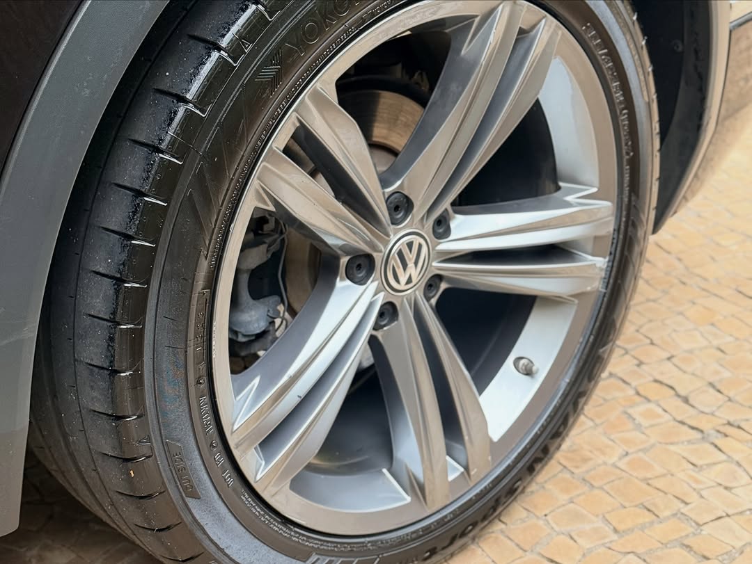 VOLKSWAGEN TIGUAN R-LINE - Imagem 7