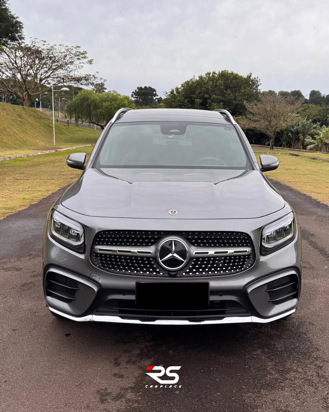 MERCEDES-BENZ GLB 220 AMG LINE - Imagem 2