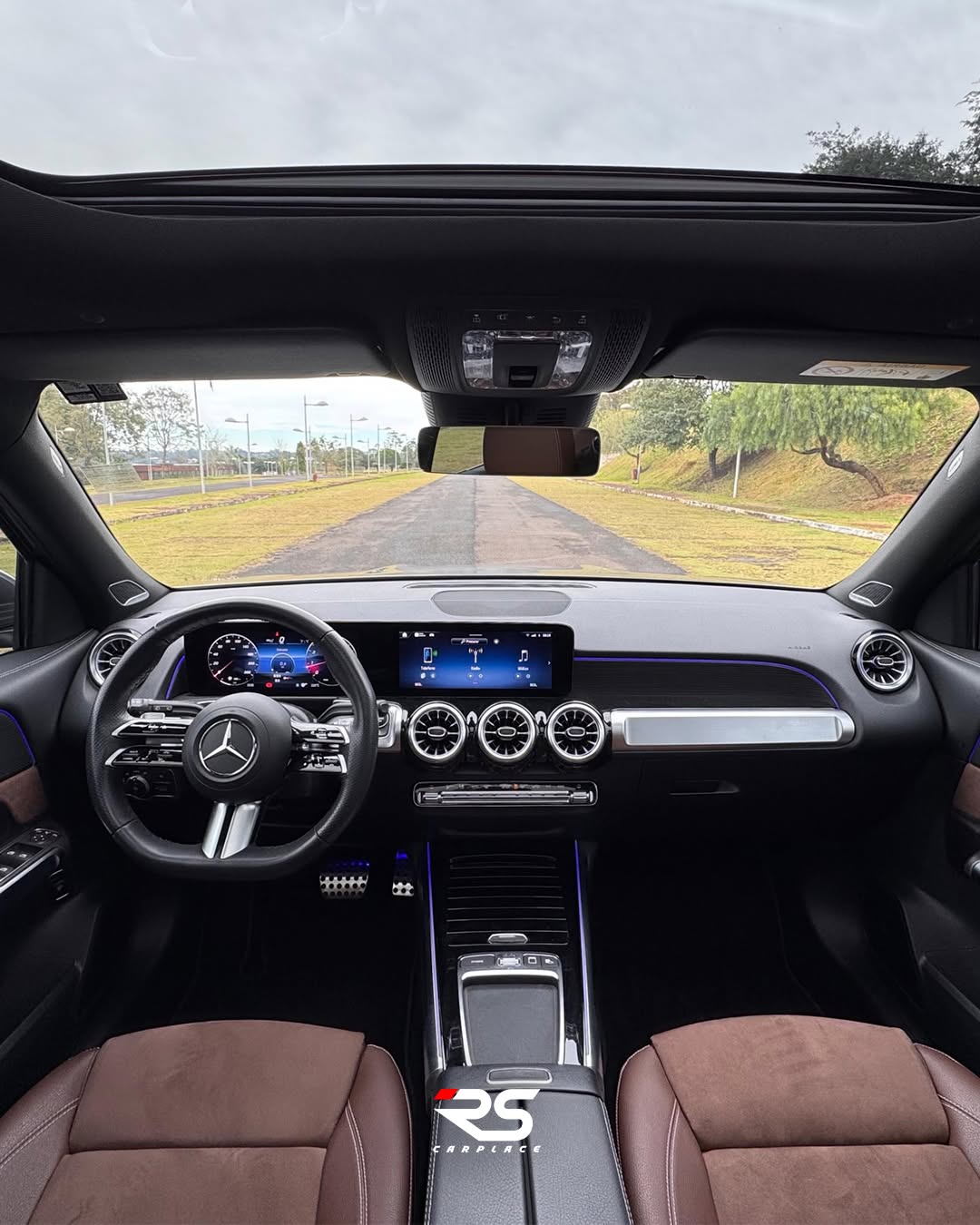 MERCEDES-BENZ GLB 220 AMG LINE - Imagem 6