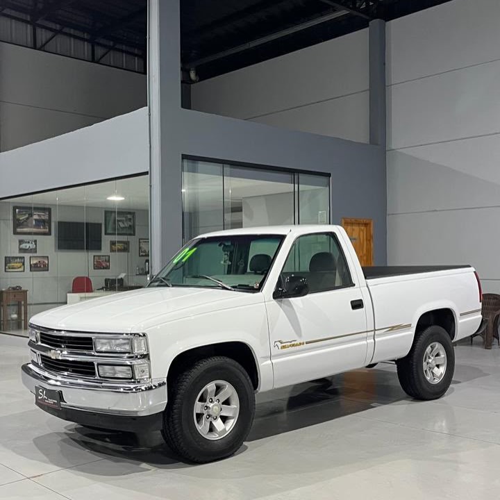 CHEVROLET SILVERADO - Imagem 5
