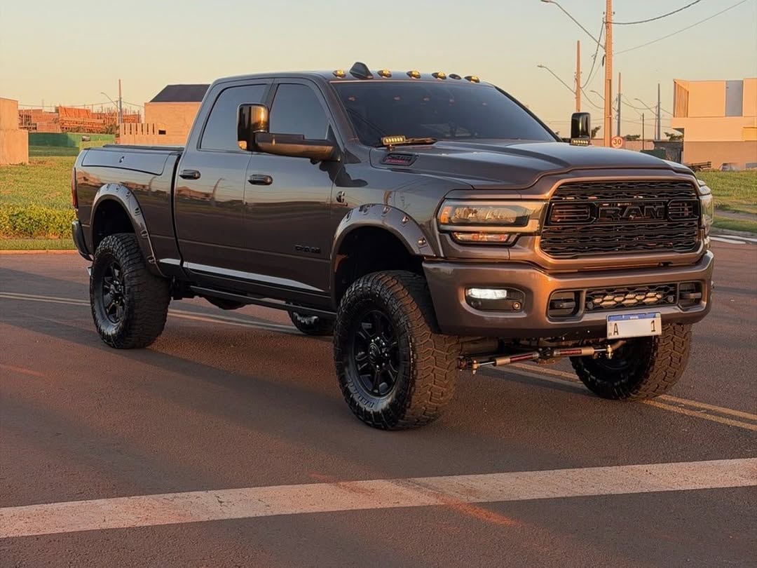 RAM 2500 LARAMIE - Imagem 1