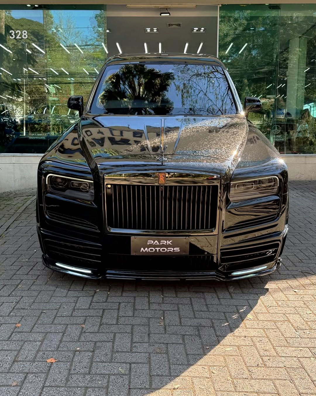ROLLS-ROYCE CULLINAN MANSORY - Imagem 3