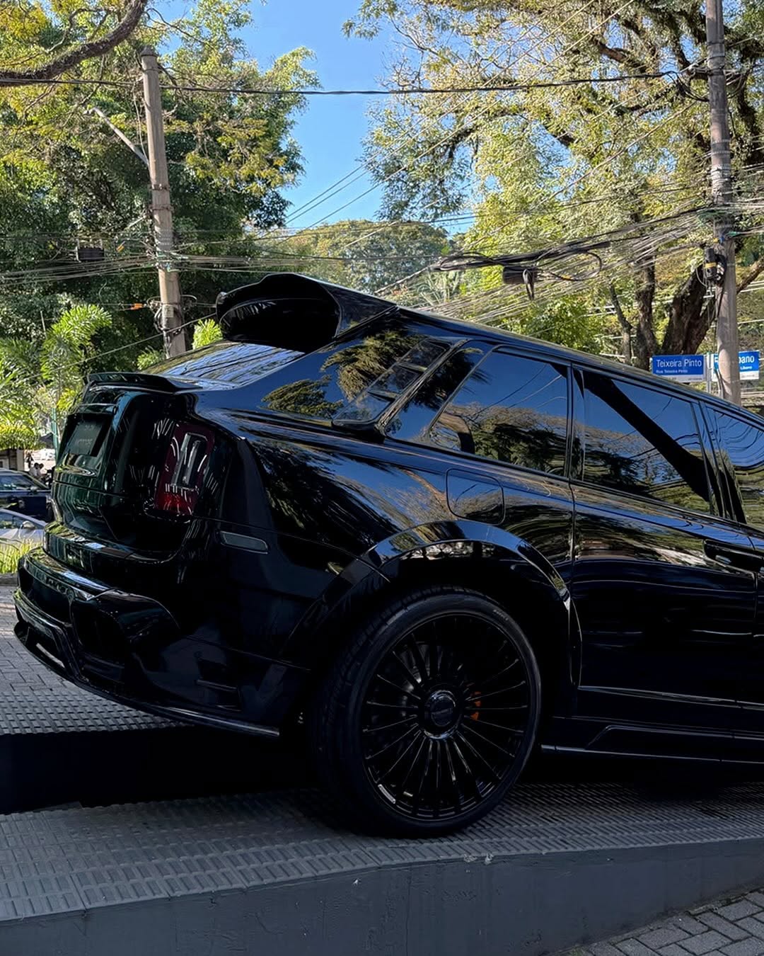 ROLLS-ROYCE CULLINAN MANSORY - Imagem 5