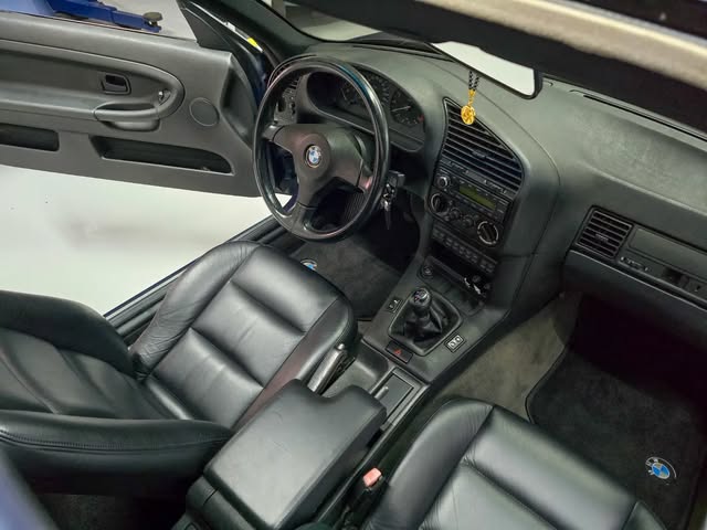 BMW 325I - Imagem 5