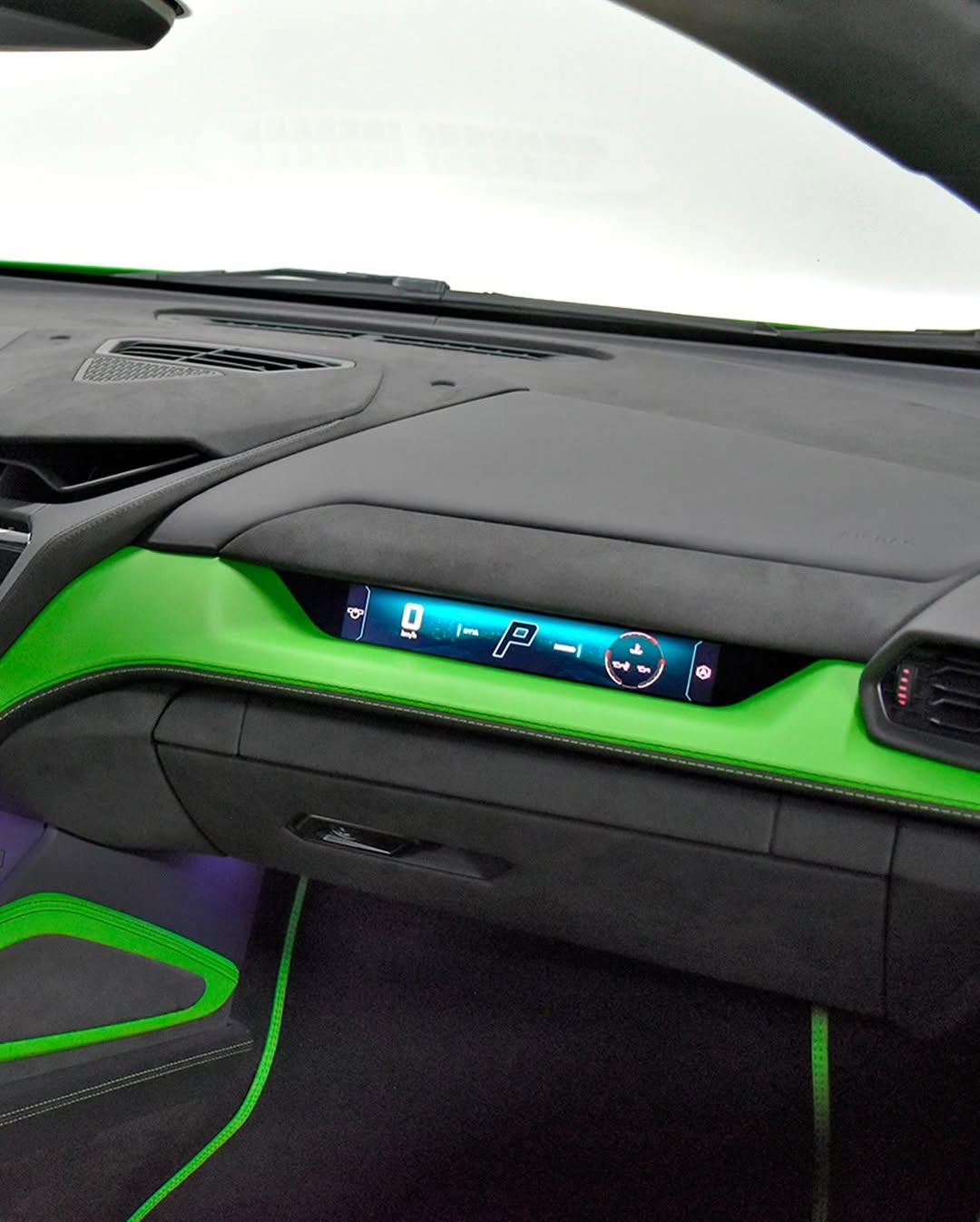 LAMBORGHINI TEMERARIO - Imagem 5