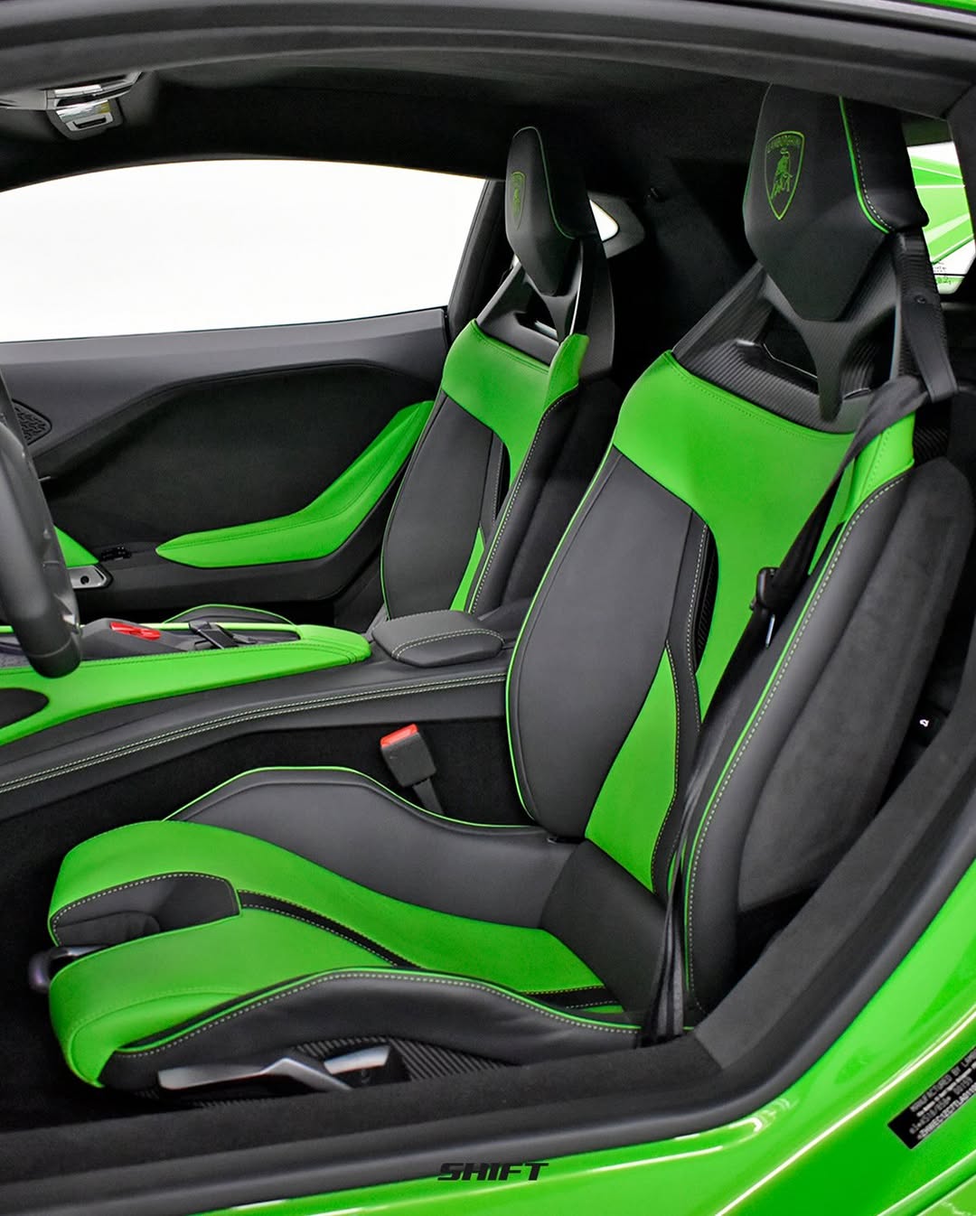 LAMBORGHINI TEMERARIO - Imagem 6