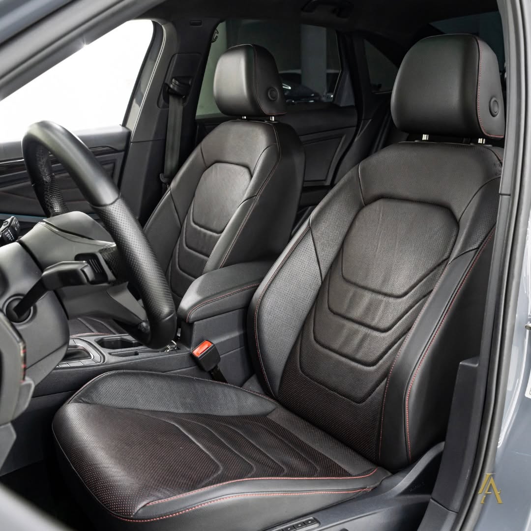 VOLKSWAGEN JETTA GLI - Imagem 7