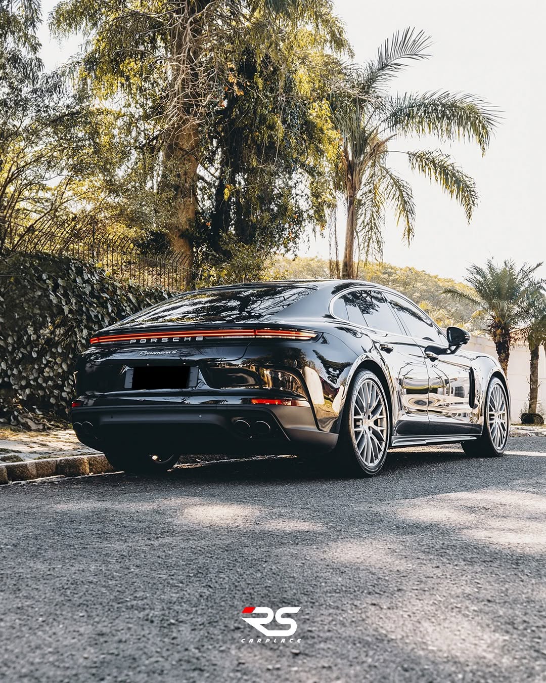 PORSCHE PANAMERA 4 E-HYBRID - Imagem 2