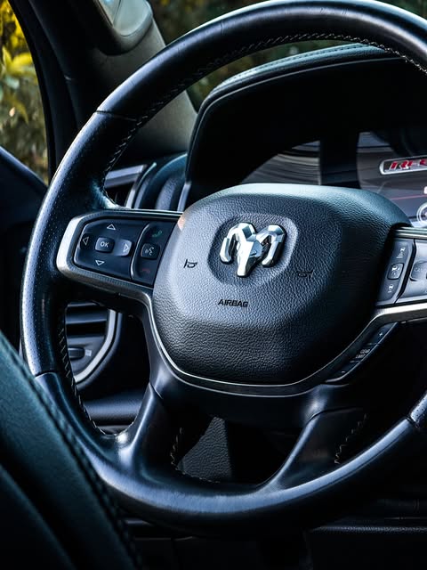 RAM 1500 REBEL - Imagem 8