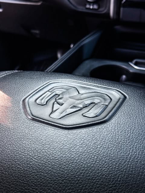 RAM 1500 REBEL - Imagem 9