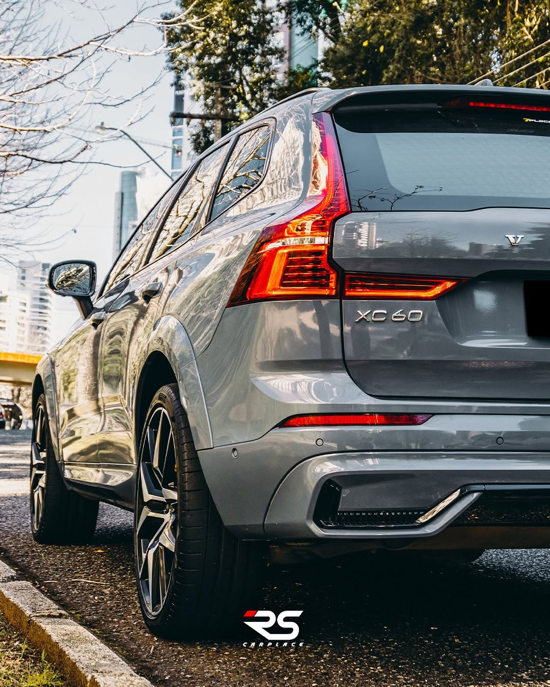 VOLVO XC60 T8 POLESTAR ENGINEERED - Imagem 4