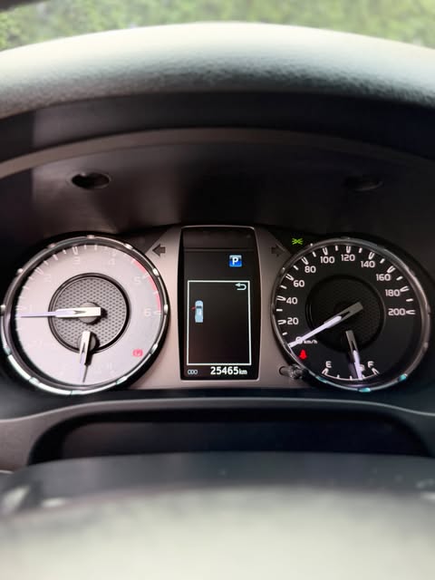 TOYOTA HILUX SR - Imagem 11
