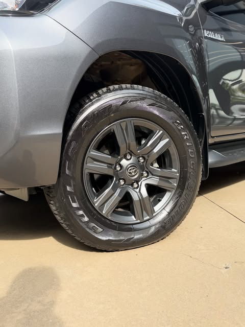 TOYOTA HILUX SR - Imagem 15