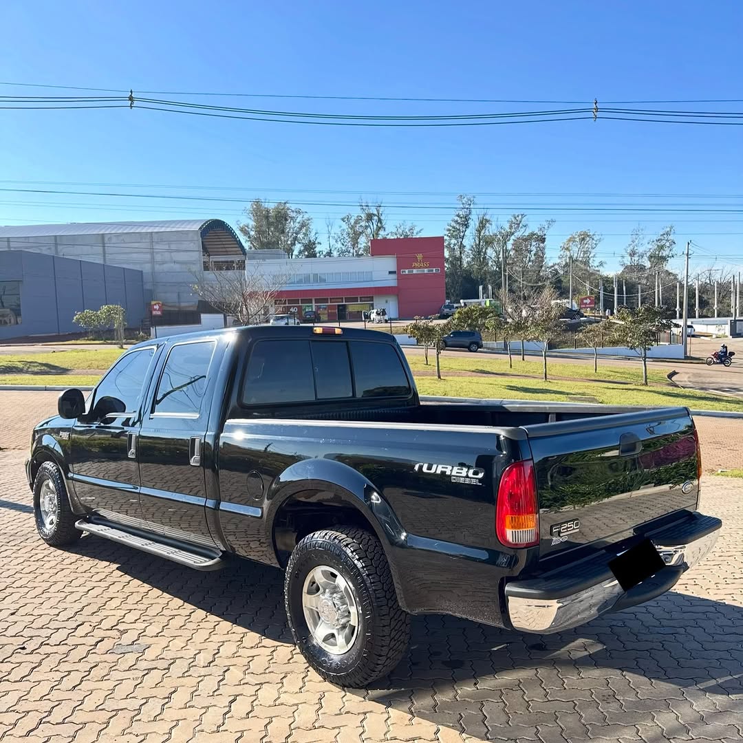 FORD F-250 XLT - Imagem 3