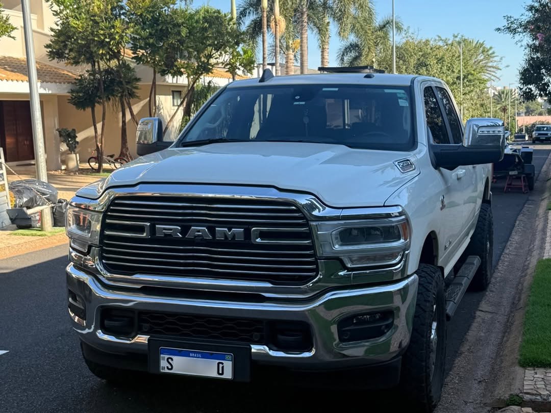 RAM 2500 LARAMIE - Imagem 2