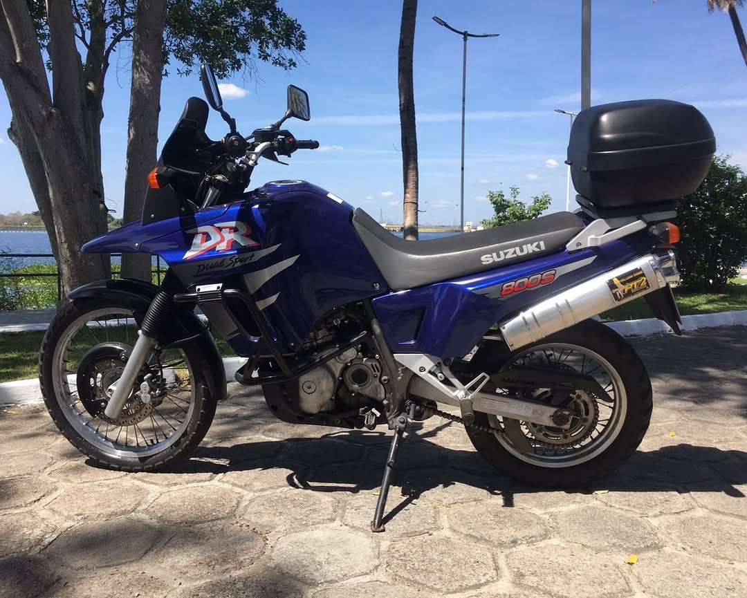 SUZUKI DR 800 S - Imagem 1