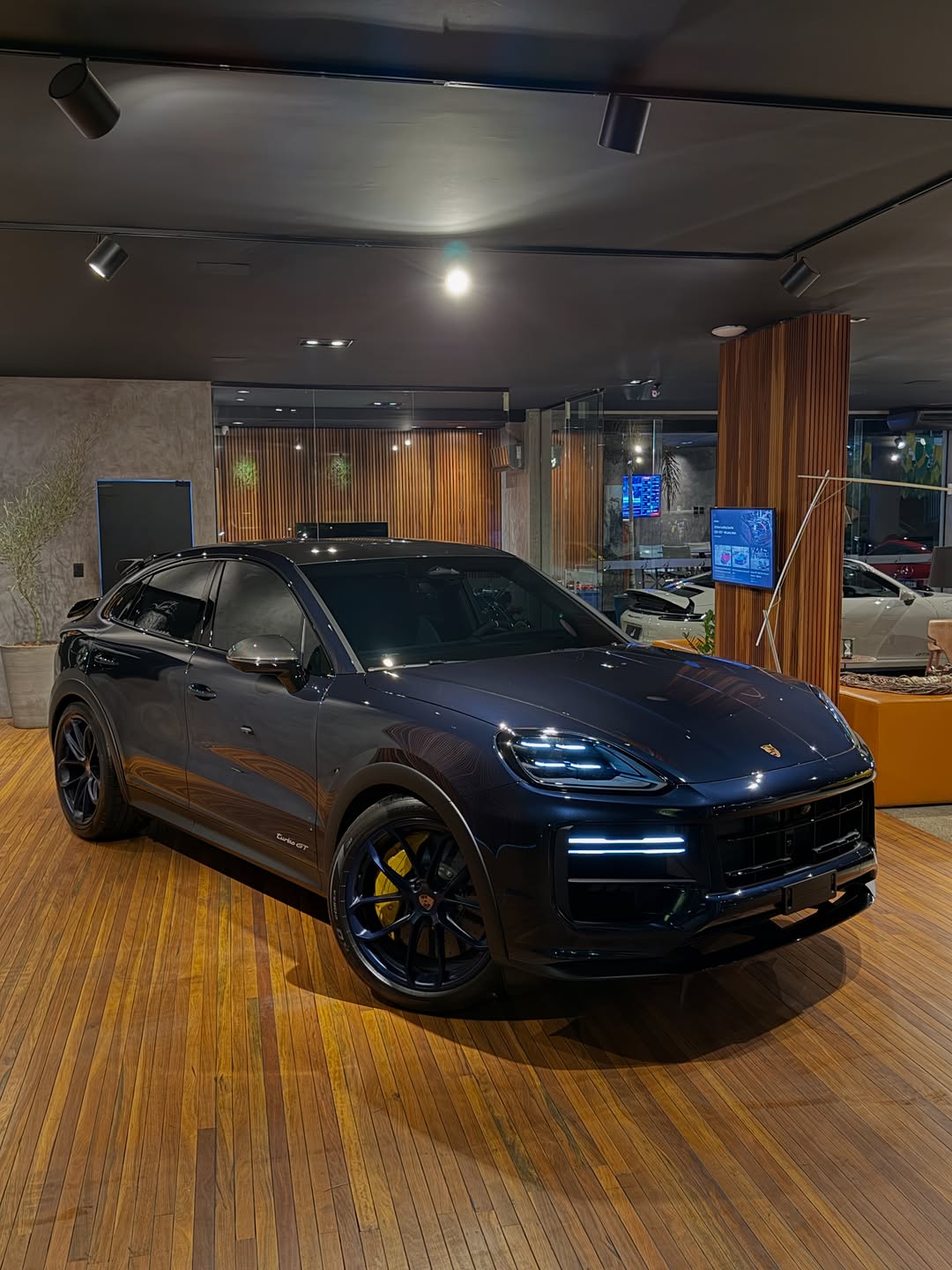 PORSCHE CAYENNE TURBO GT - Imagem 6