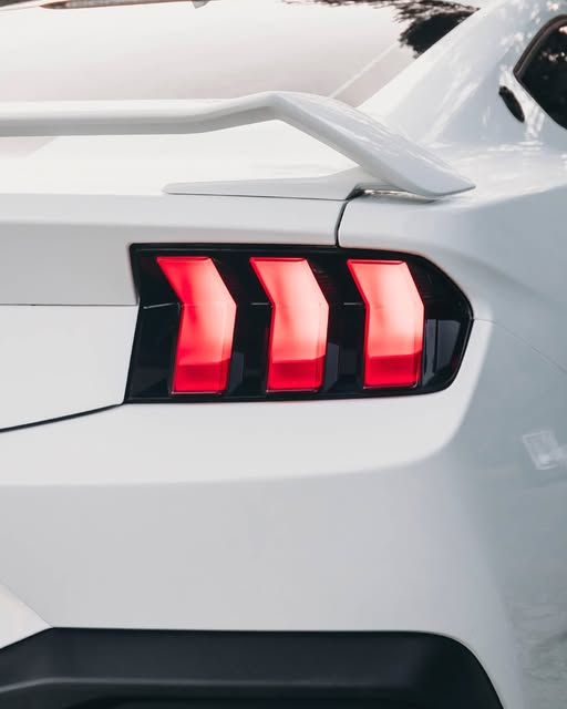 FORD MUSTANG GT - Imagem 10