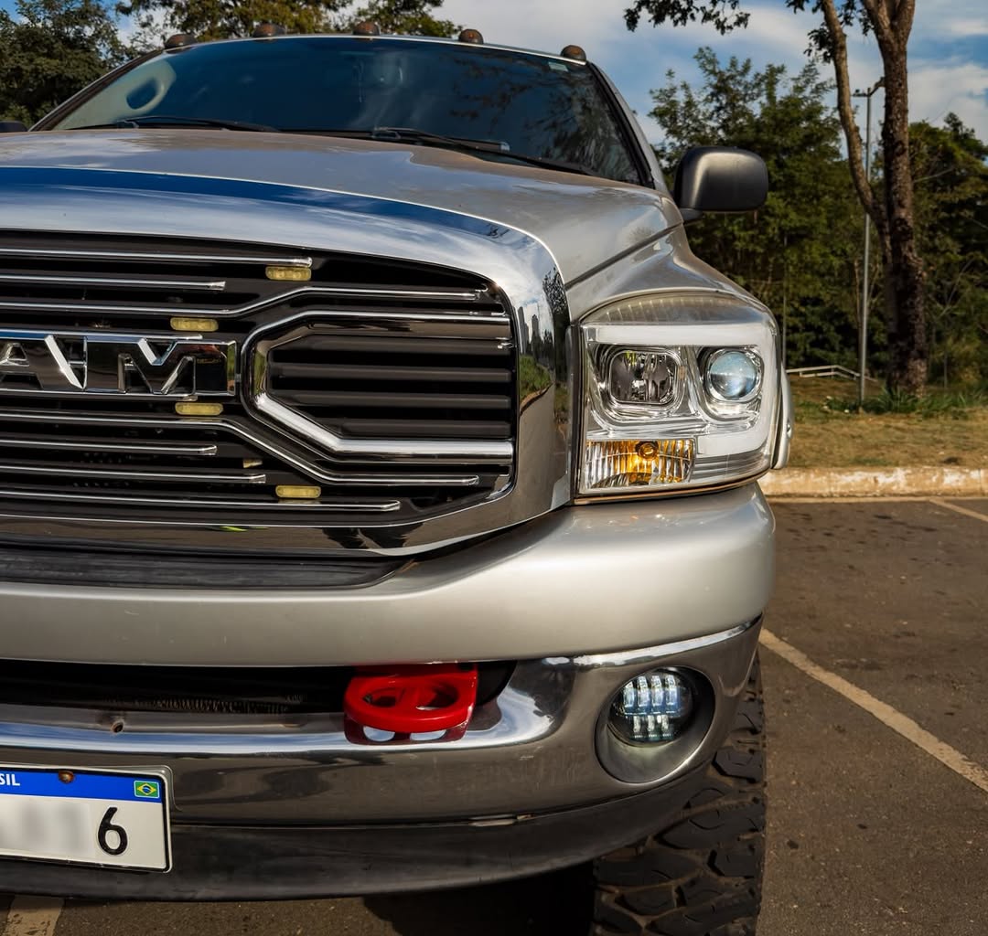 DODGE RAM 2500 SLT - Imagem 9