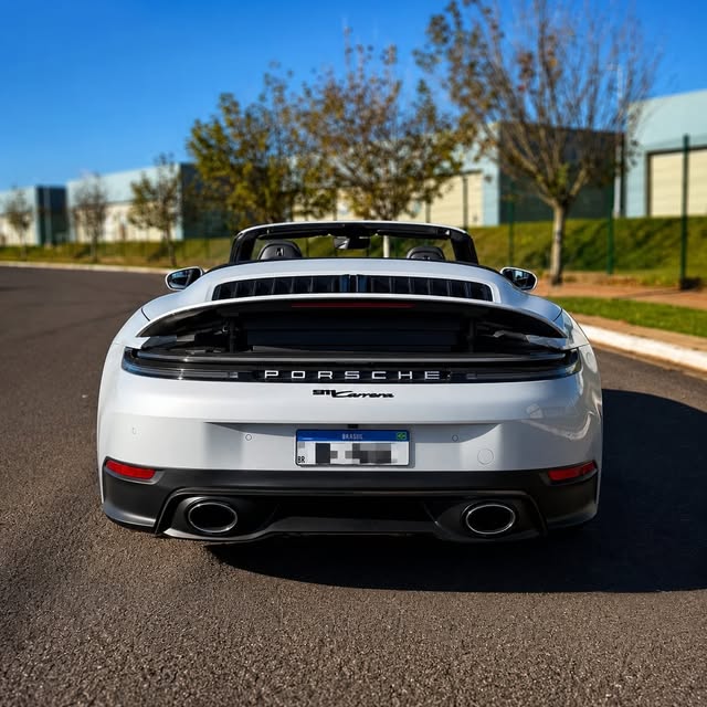 PORSCHE 911 CARRERA CABRIOLET - Imagem 5