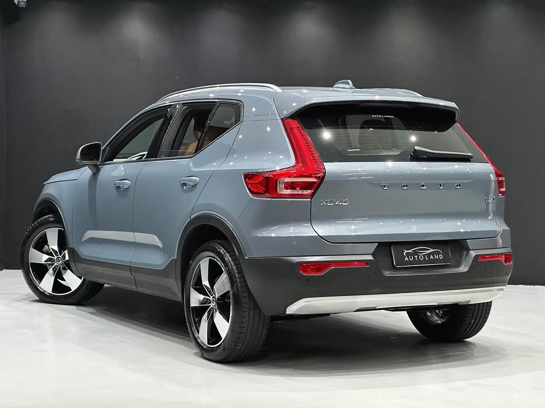 VOLVO XC40 T5 GASOLINA MOMENTUM AWD GEARTRONIC - Imagem 2