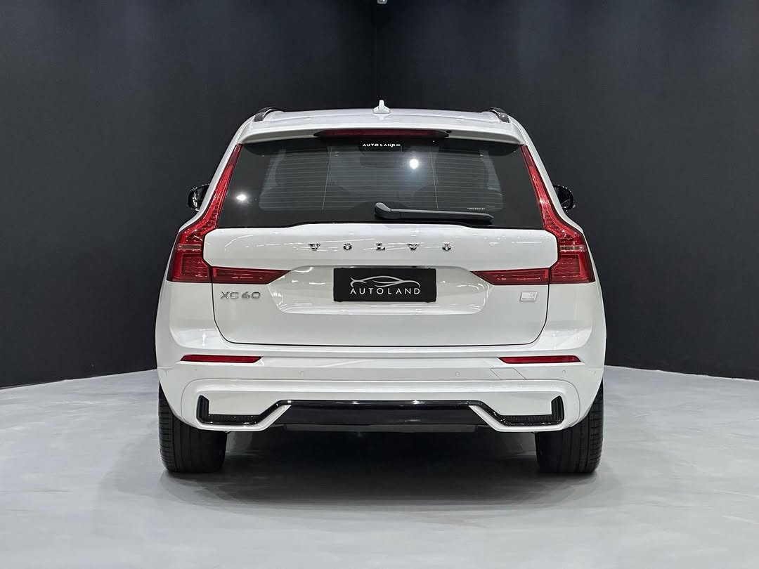 VOLVO XC60 R-DESING - Imagem 10