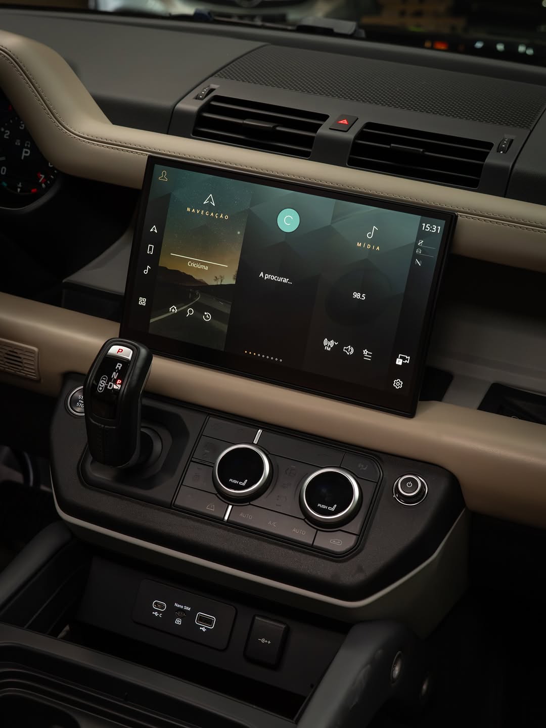 LAND ROVER DEFENDER HSE - Imagem 6