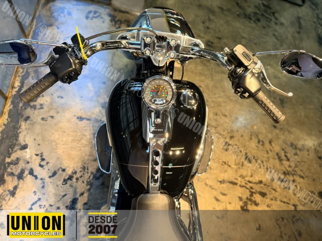 HARLEY-DAVIDSON FAT BOY - Imagem 9