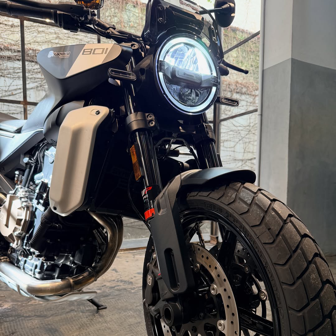 HUSQVARNA SVARTPILEN - Imagem 2