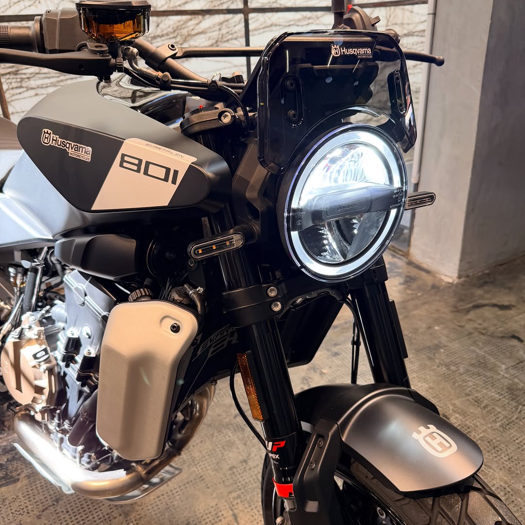 HUSQVARNA SVARTPILEN - Imagem 3