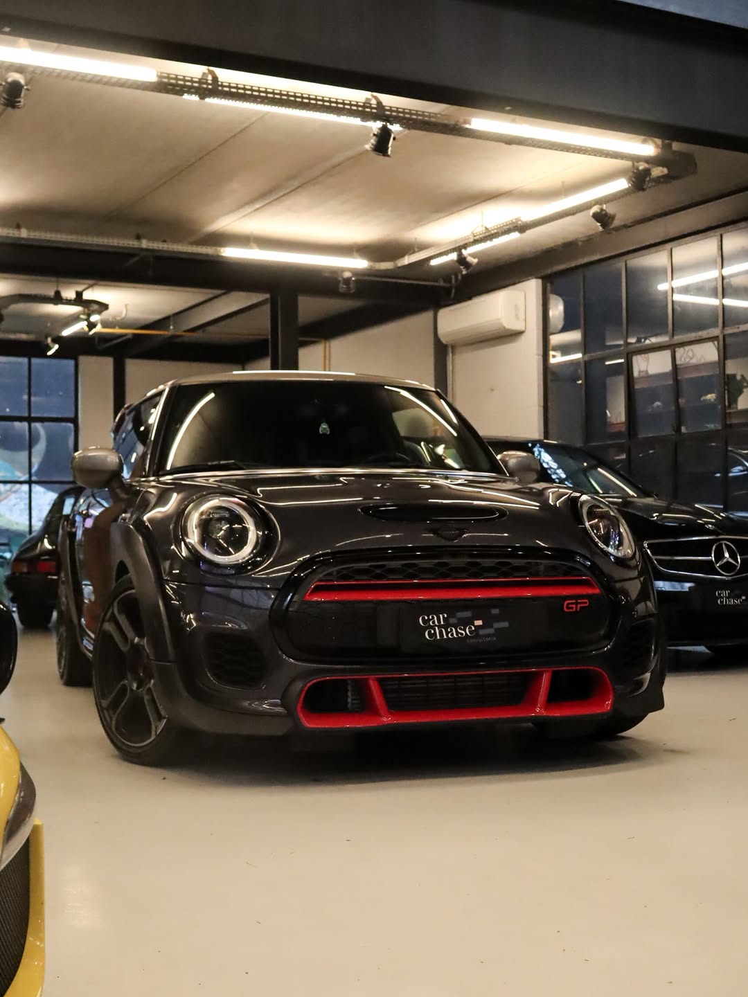 MINI COOPER JOHN COOPER WORKS GP - Imagem 1