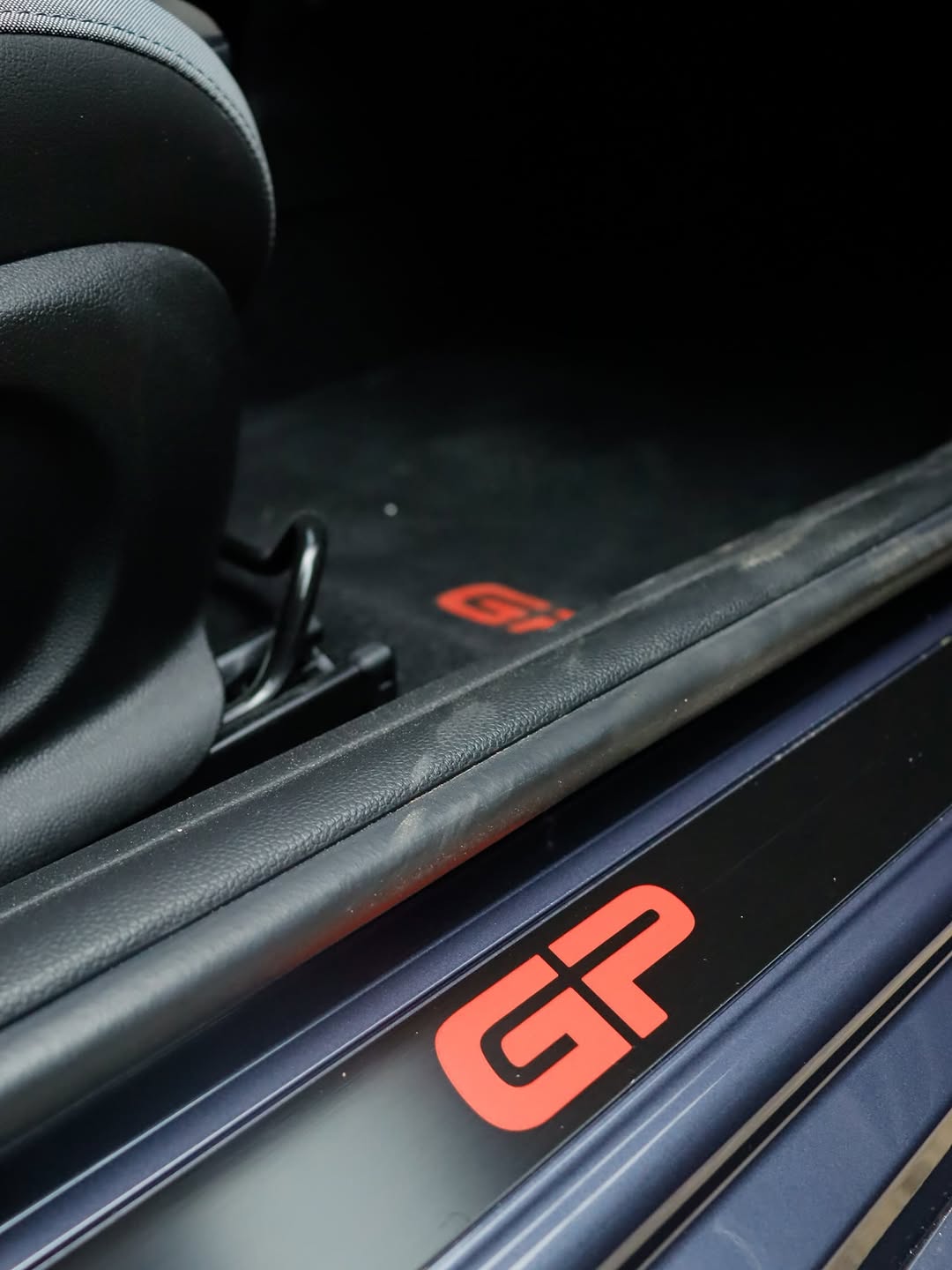 MINI COOPER JOHN COOPER WORKS GP - Imagem 12