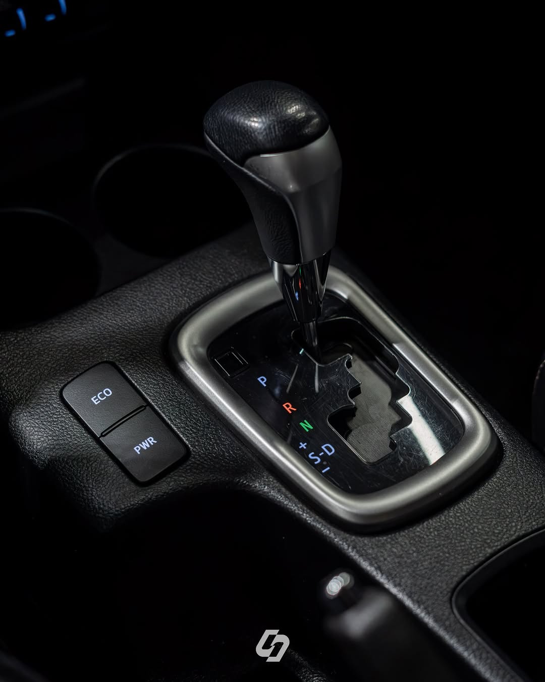 TOYOTA HILUX SRX - Imagem 10