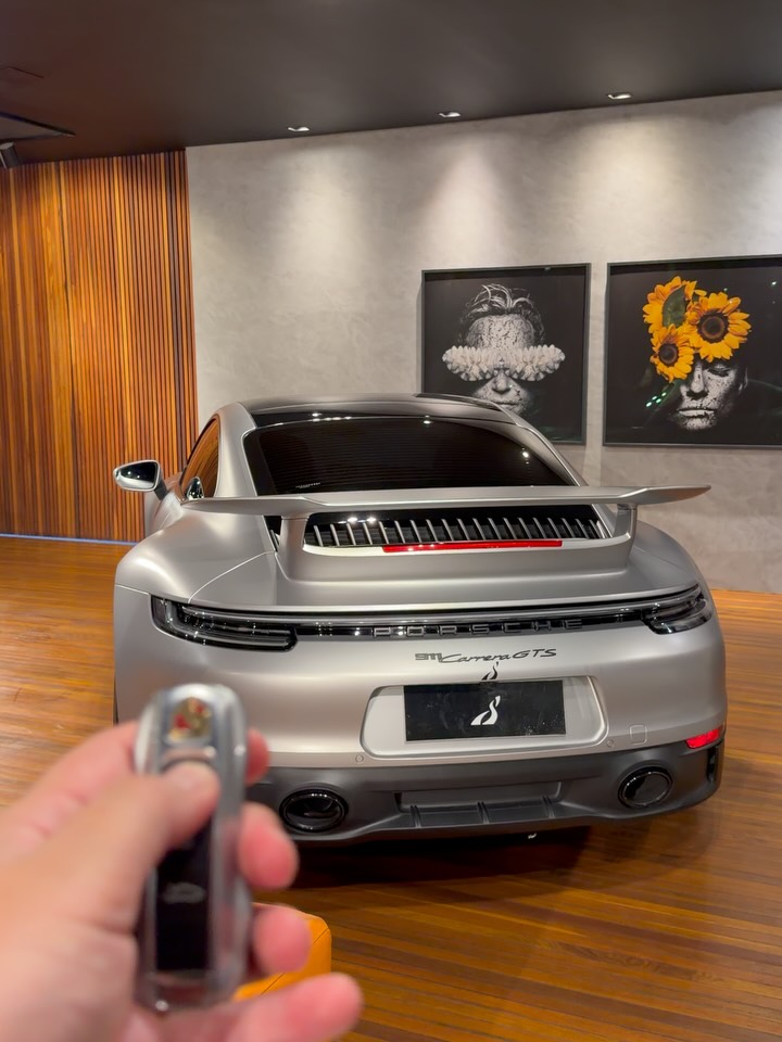 PORSCHE 911 GTS - Imagem 20