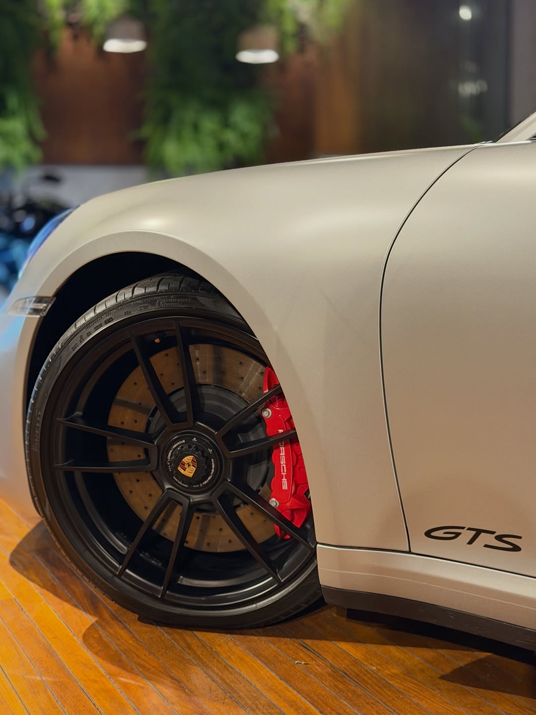 PORSCHE 911 GTS - Imagem 7